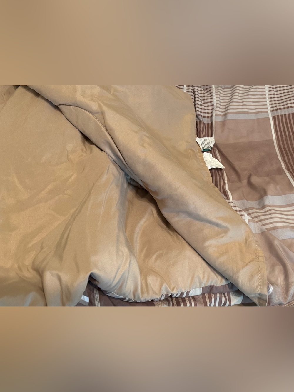 Room Essentials Tan/Beige Reversible Comforter